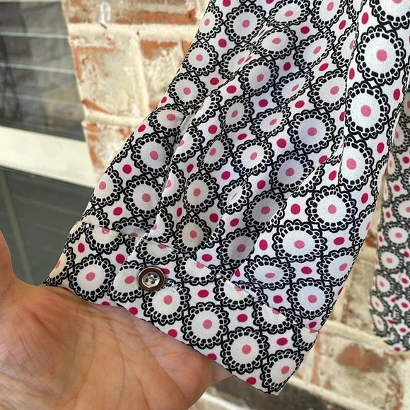 Dressbarn Pink Black Geometric Circles Button Front Roll Up Sleeves Blouse - Picture 8 of 14